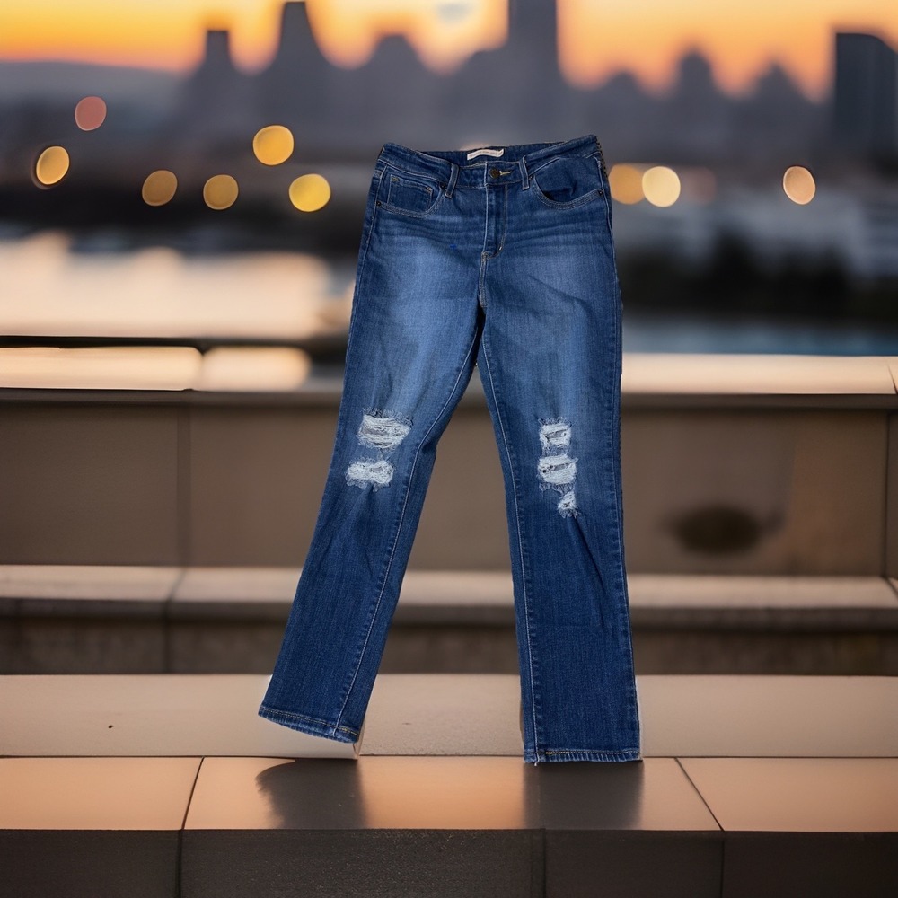 Levis 721 Jeans Women's‎ Sz. 29* Blue High Rise Skinny Ripped Distressed